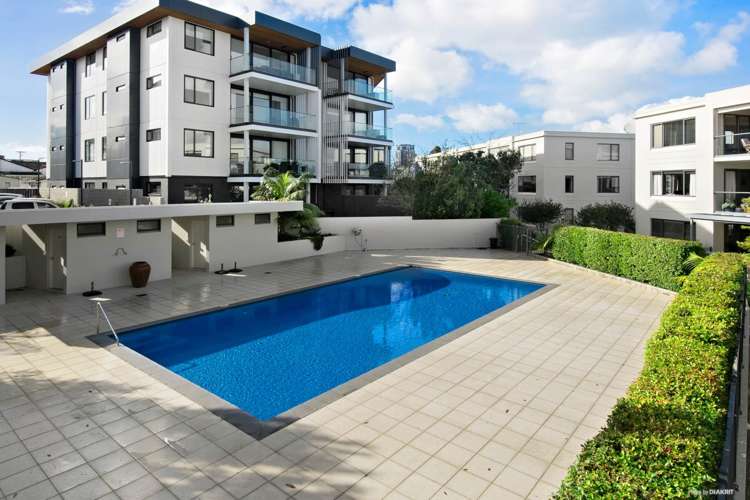 10/73 Anzac Street Takapuna_16