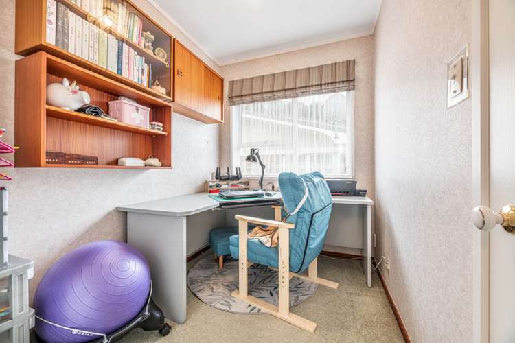 8 Iorangi Place Hillpark_16