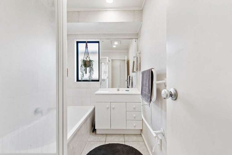 10a Ussher Place Pakuranga Heights_9