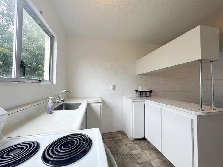 2/239 Old Farm Road 1074_6