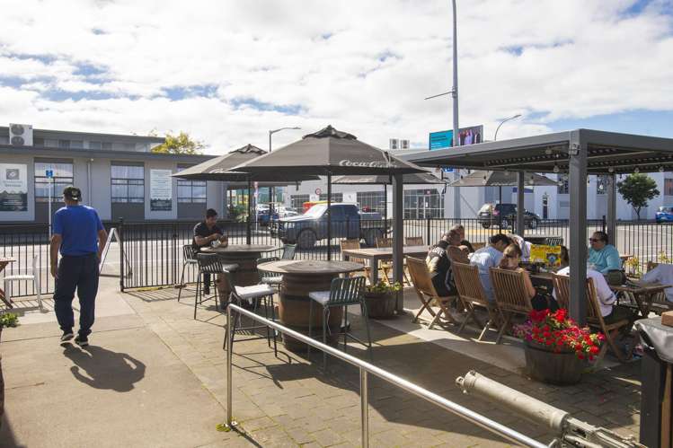 184 Childers Rd Gisborne Central_2