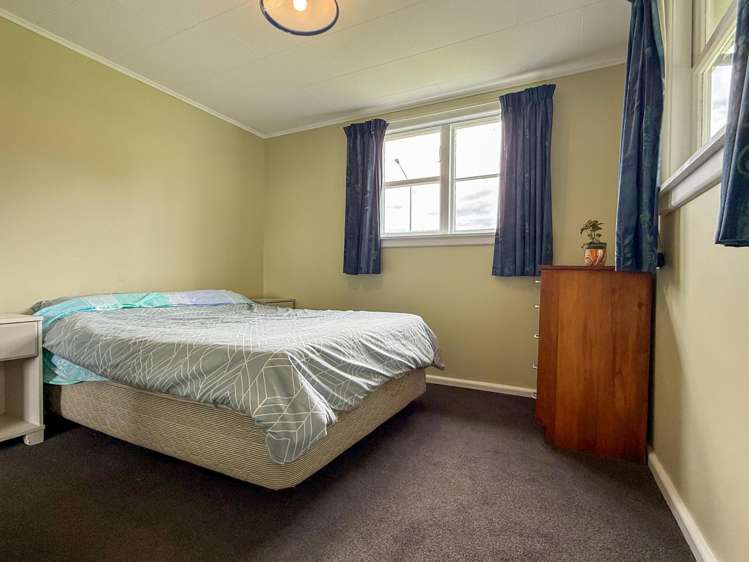 13 Main Road Fox Glacier_9