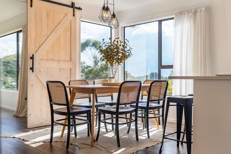 79 Sea Vista Drive Pukerua Bay_13