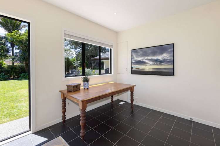 8a The Drive Epsom_19