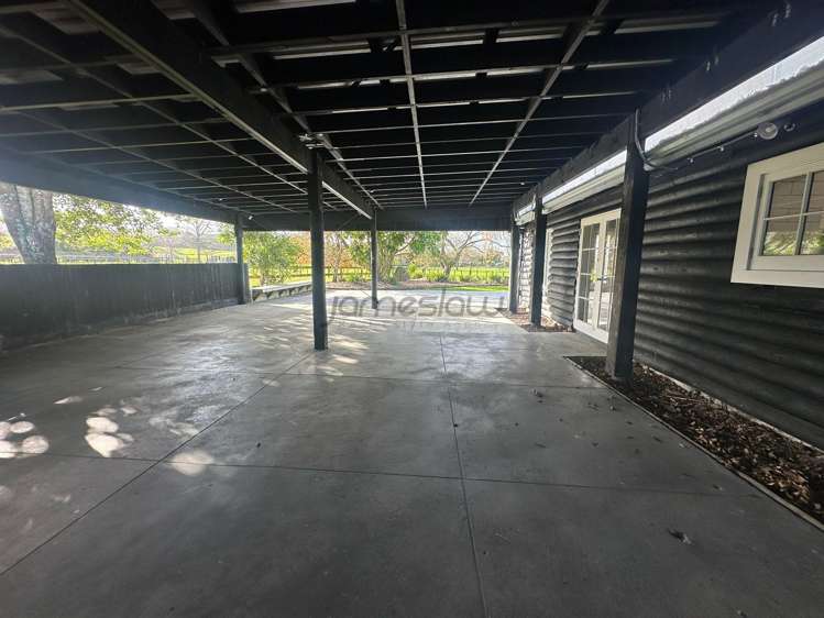 442 North Road Clevedon_10