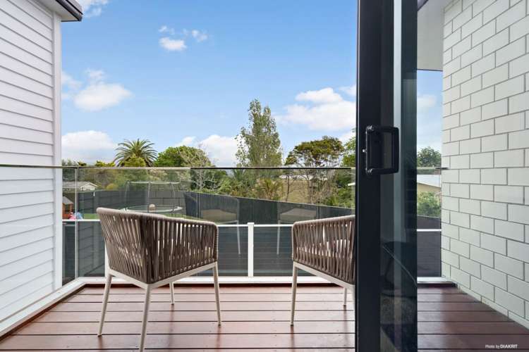 3c Springbank Lane Te Atatu Peninsula_11