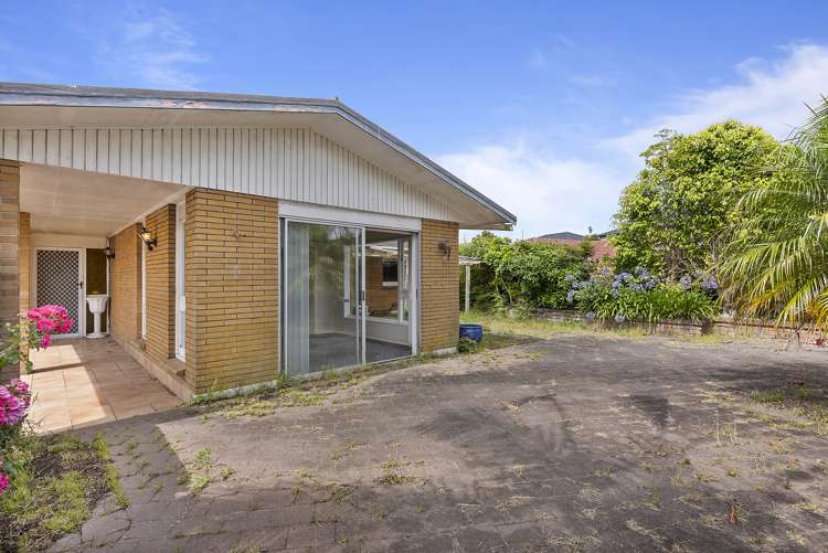 35 Meadway Sunnyhills_6