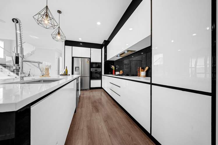 81 Tir Conaill Avenue Flat Bush_9