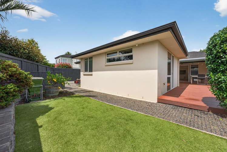 18 Lombardia Way Karaka_40