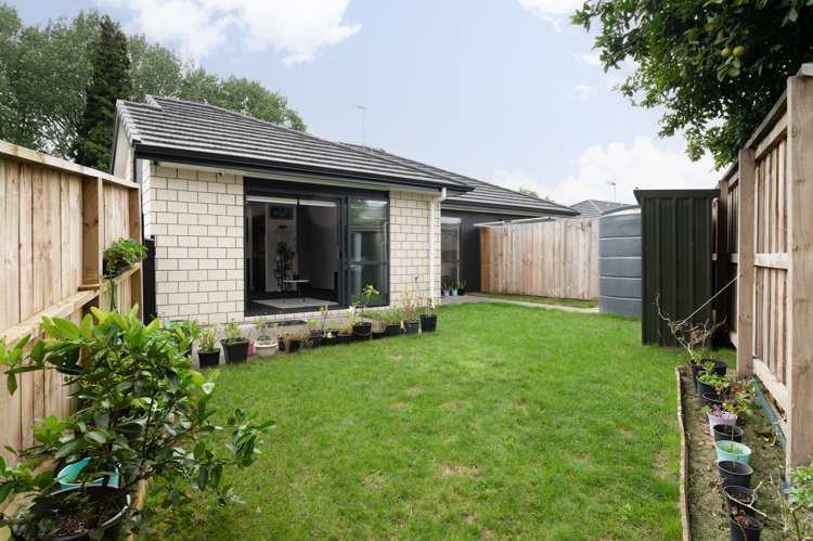 6/8 Keitha Place Glenview_6