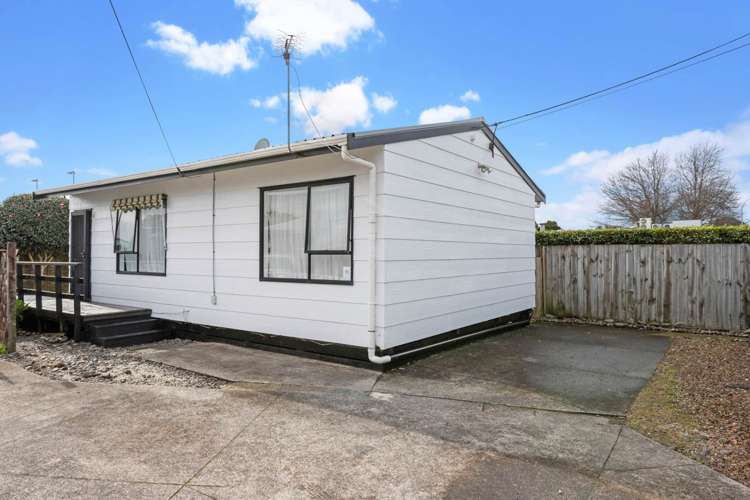 1/1 Taikata Road Te Atatu Peninsula_16