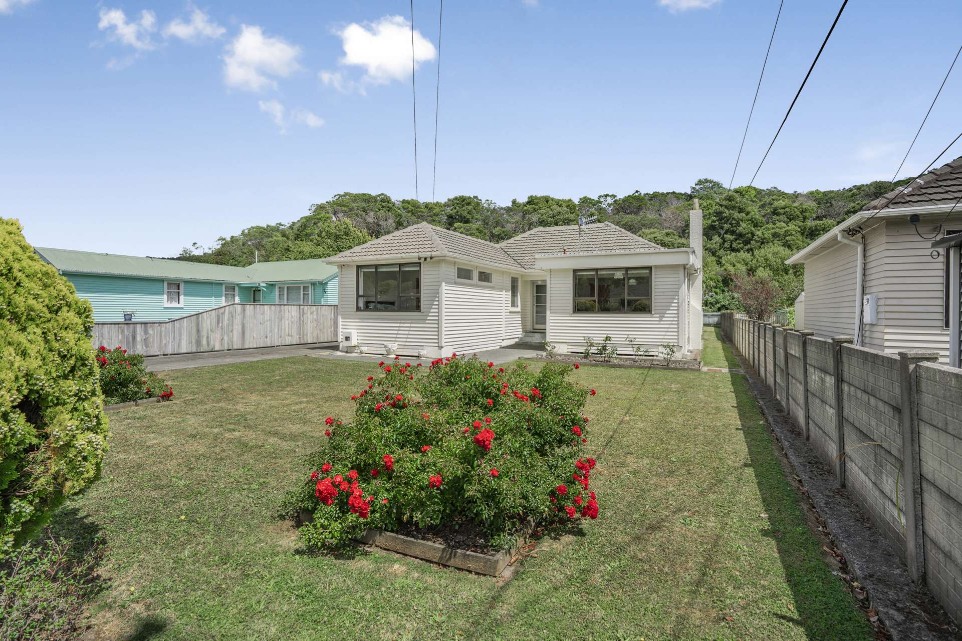 52 Dover Road Wainuiomata_0