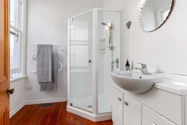 23 Shoal Bay Road Devonport_14