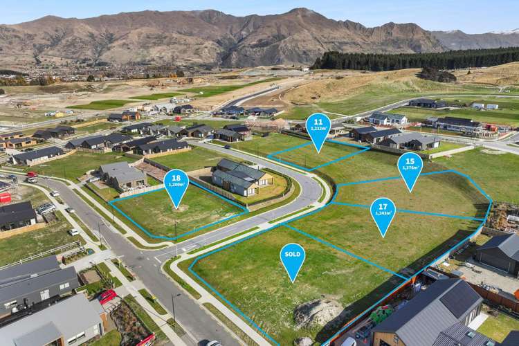 15 Erewhon Crescent_1