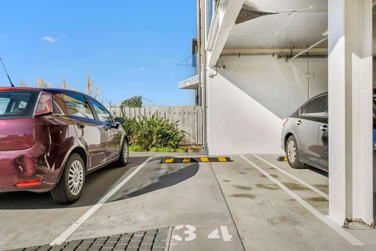 404/553c Glenfield Road Glenfield_10