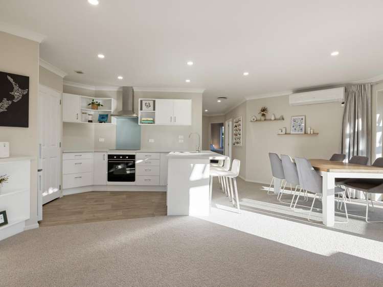2 Mews Place Forest Lake_6