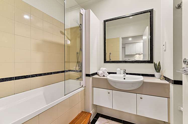 1109/171 Queen Street Auckland Central_6