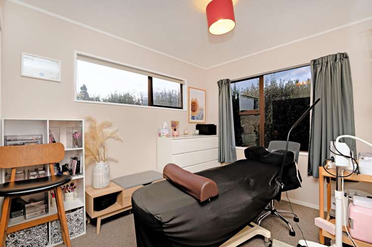 73b Caverhill Road Manawahe_10