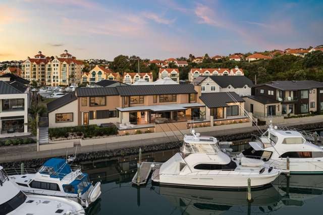 Waterfront Living with Unparalleled Craftmanship