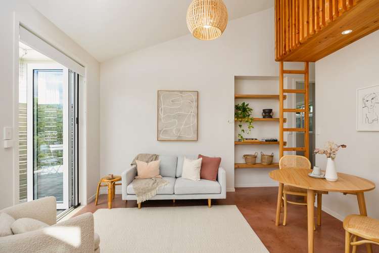 25 Tui Street Point Chevalier_38