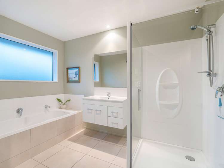 37 Globe Bay Drive Templeton_9