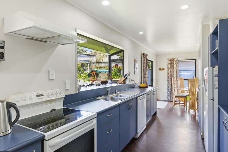 2 Sunset Terrace Waikanae Beach_10