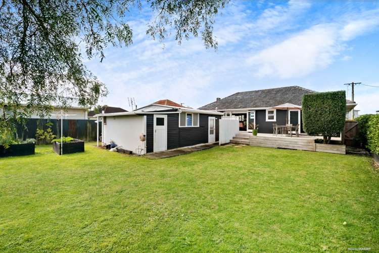 43 Beach Road Te Atatu Peninsula_15