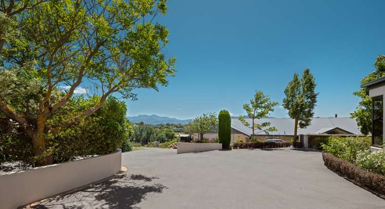 10 Ridgetop Rise Fairhall_31