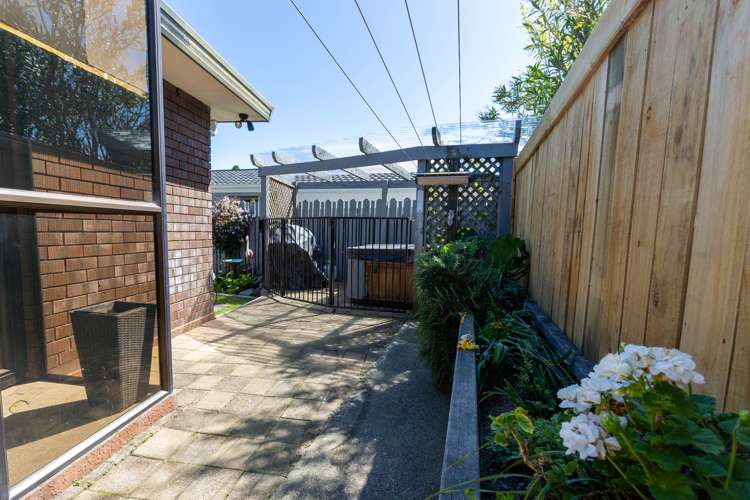 3 Majestic Way The Wood_22