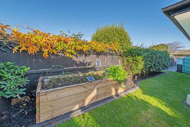 1/11 Teal Close Woolston_19