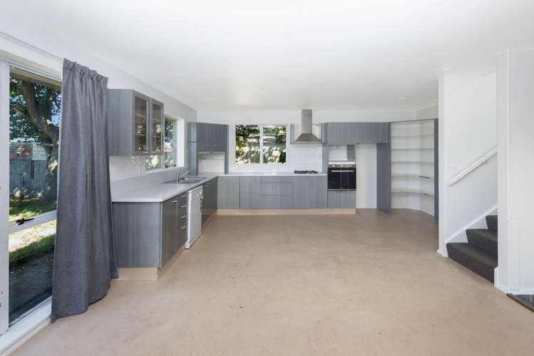 9 Twynham Place Aranui_1