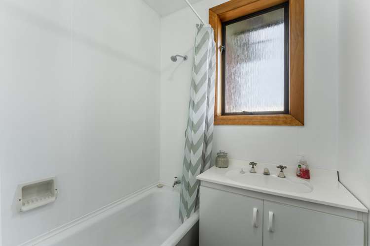 1 Doon Street Mosgiel_11