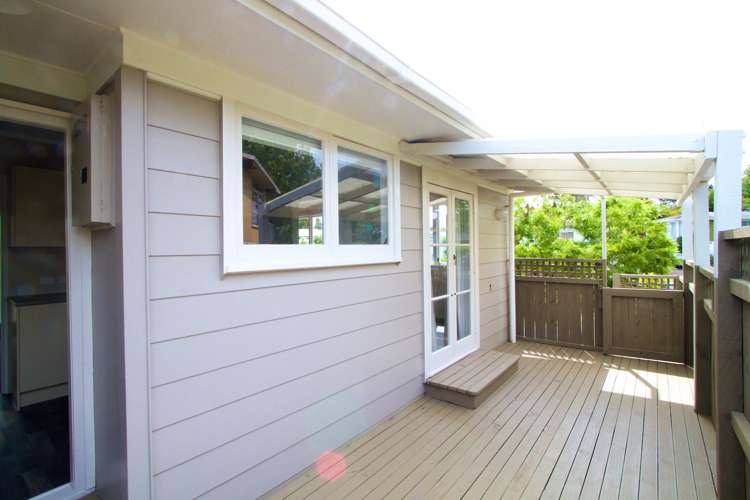 42 Vina Place Massey_6