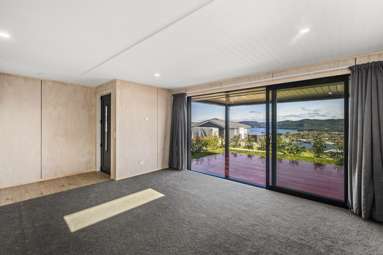 11 Blackhawk Close_3