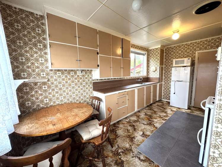 14 Market Street Kaitangata_6