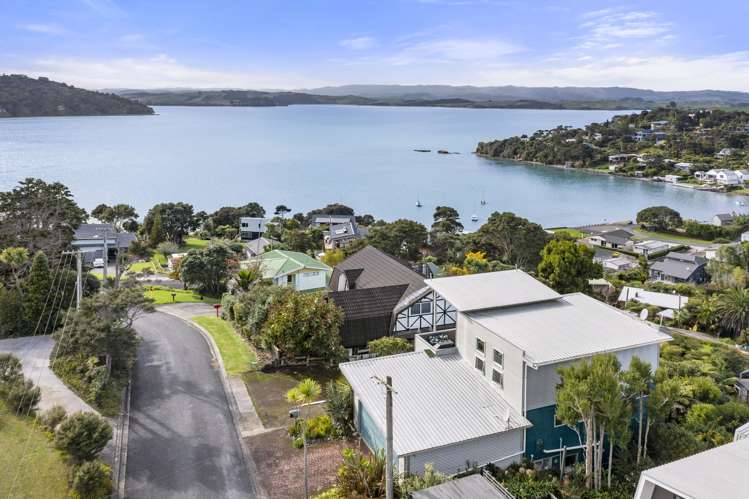 21 Bay View Road Raglan_26