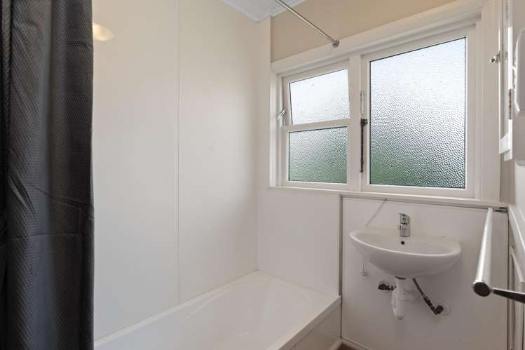 55-57 Momorangi Crescent Redwood_20