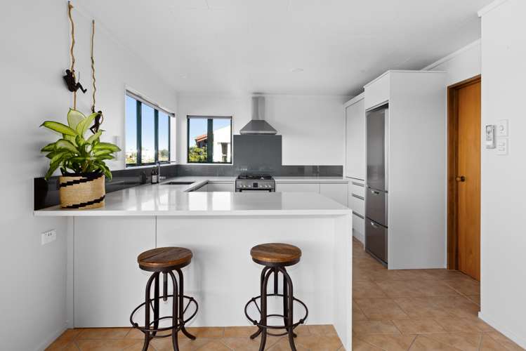 135 Priestley Terrace Bluff Hill_6