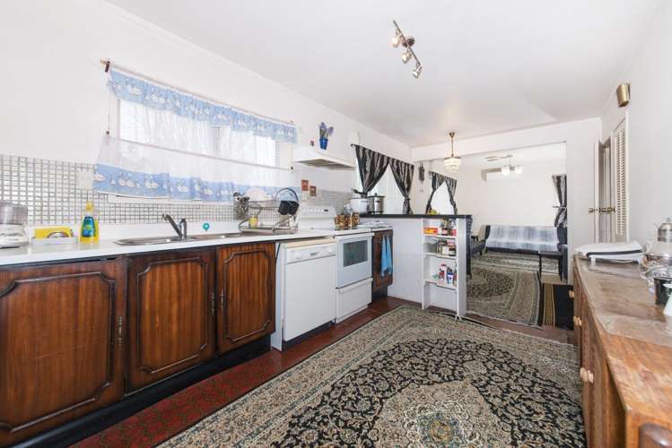 1/20 Coburg Street Henderson_12