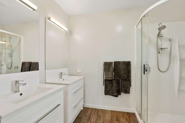 3 Kingsbridge West Burwood_8