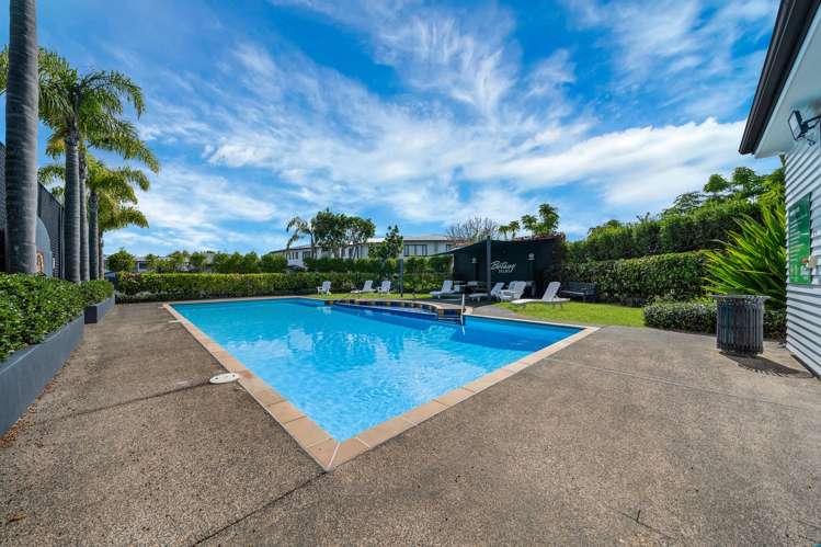 57/2 Armoy Drive East Tamaki_29