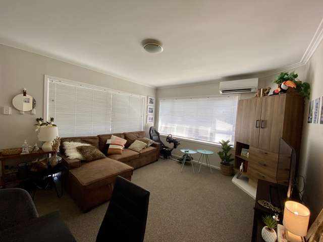 2/67 Ridge Road Howick_1