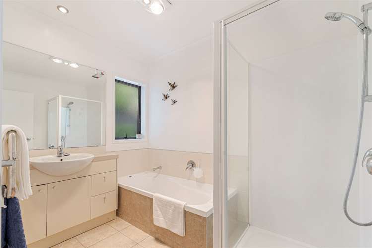 10 Seamount Drive Red Beach_14