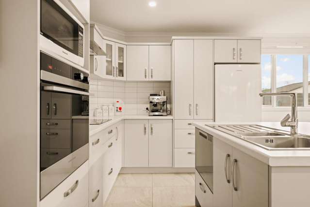 39/4 Greystone Place Omokoroa_1