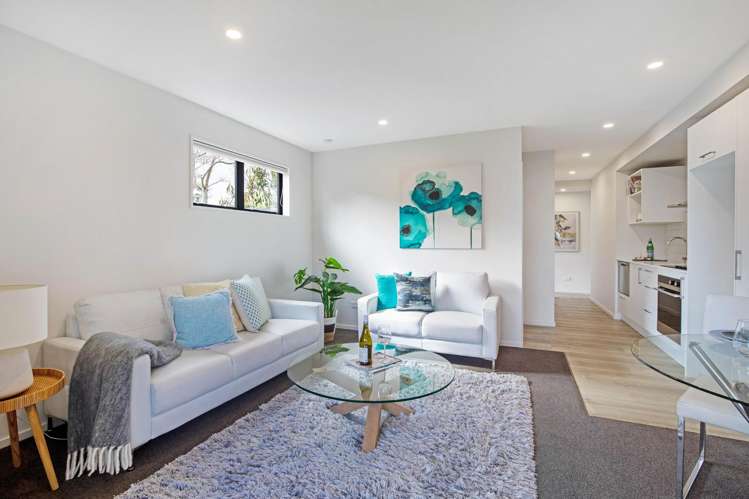 8/142 Leinster Road_4