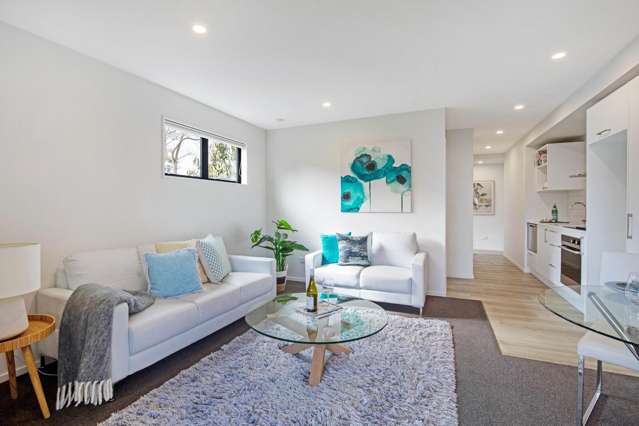 8/142 Leinster Road Merivale_4