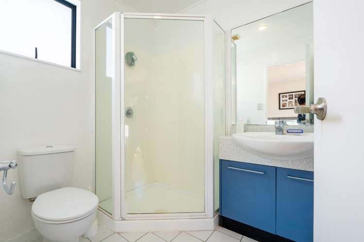 2/701 Great North Road Grey Lynn_21