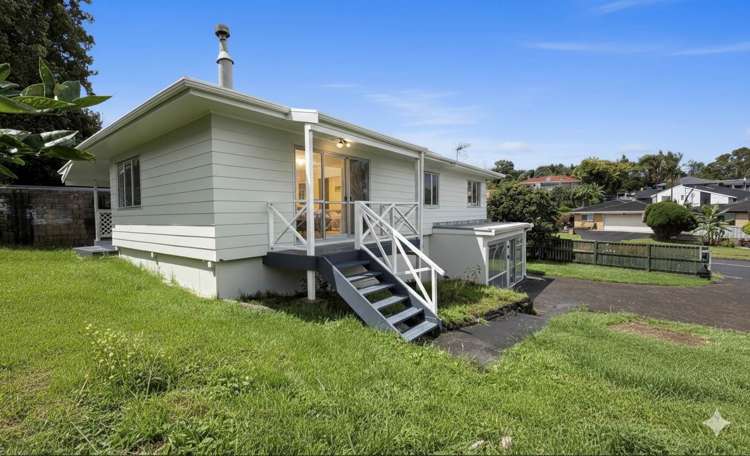 20 Charntay Avenue Clover Park_19