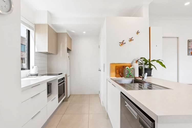 12A Titoki Street Te Atatu Peninsula_5