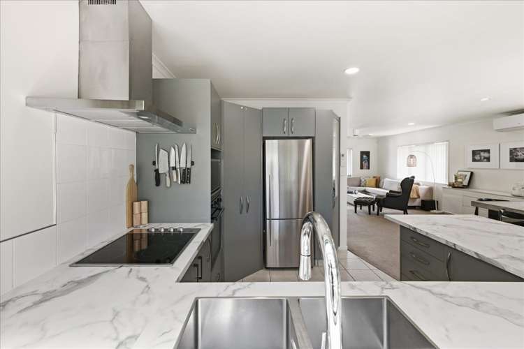 44 Arabian Drive Papamoa Beach_7